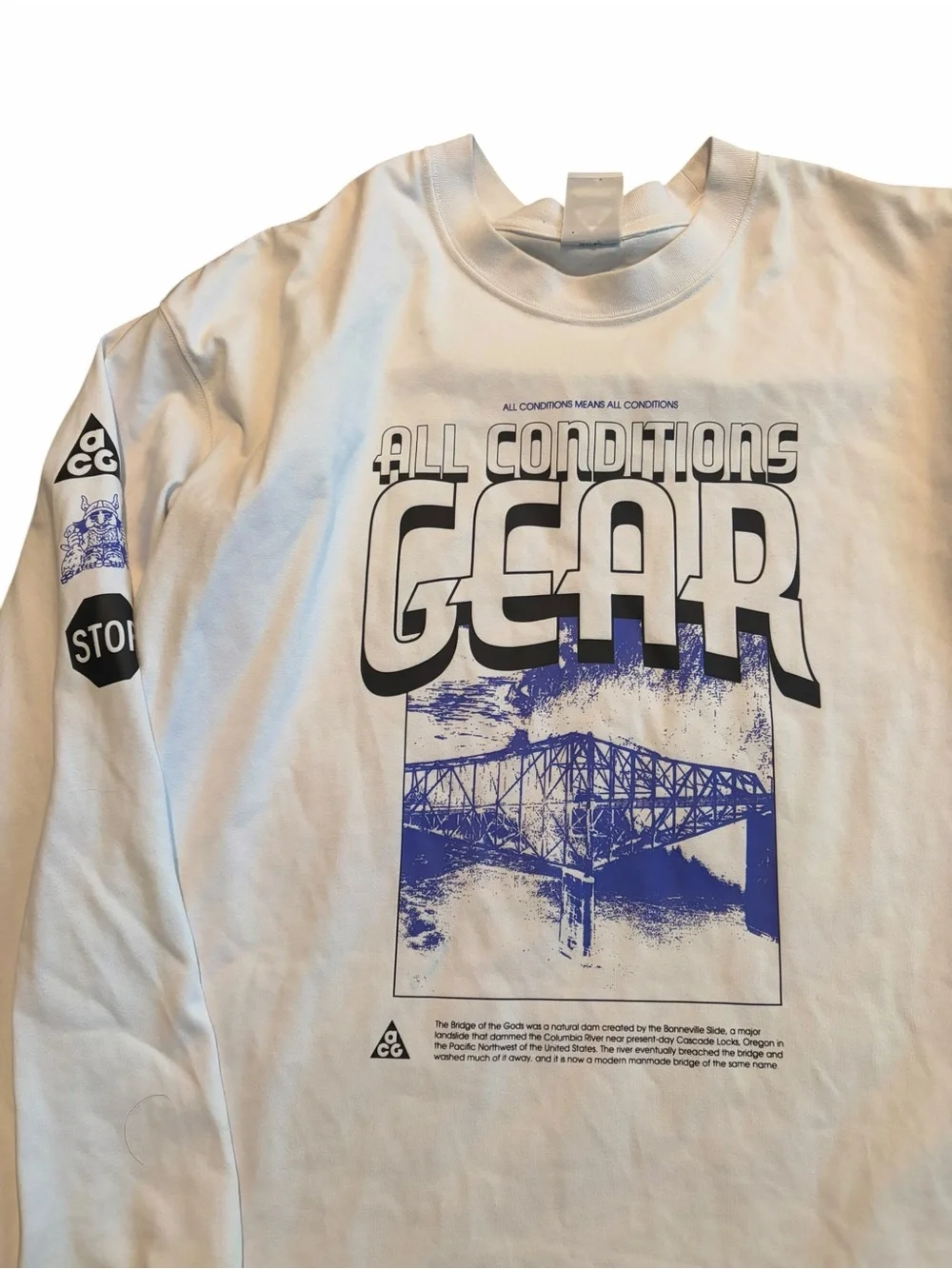 Nike ACG mens L white long sleeve shirt